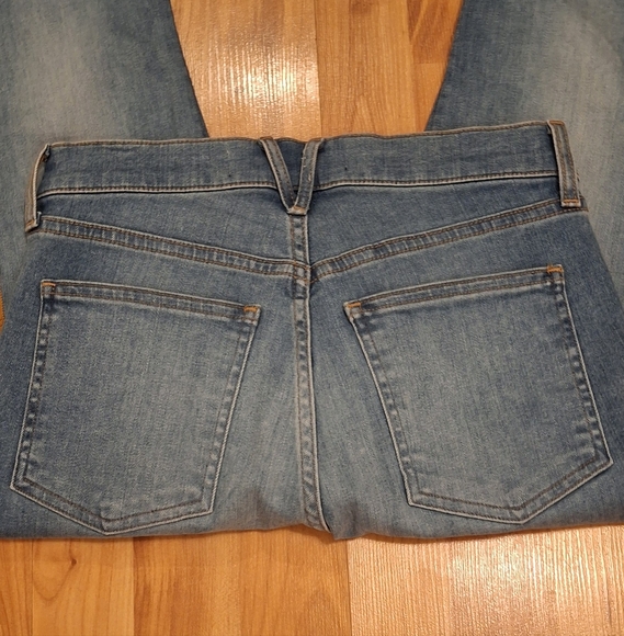 VERONICA BEARD HIGH RISE JEANS - Picture 5 of 7